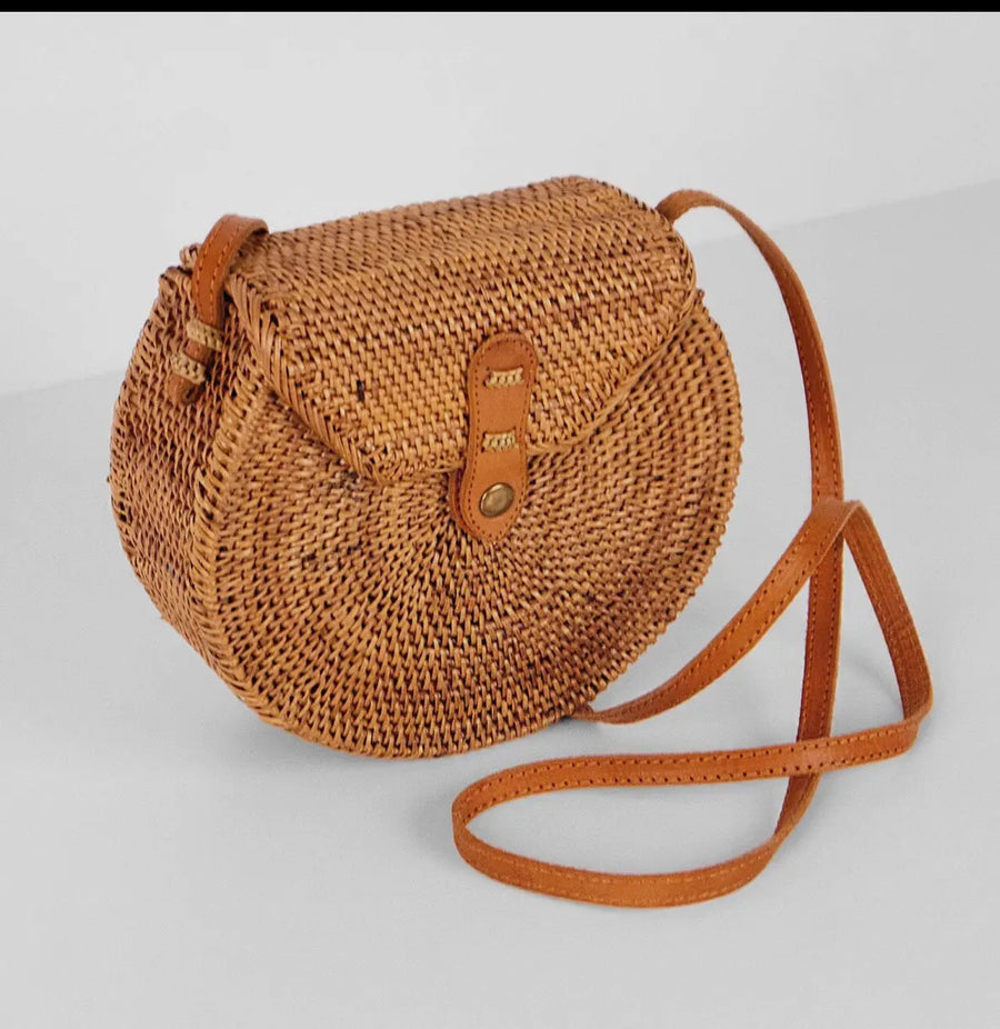 <p>Rattan Crossbody Bag</p>