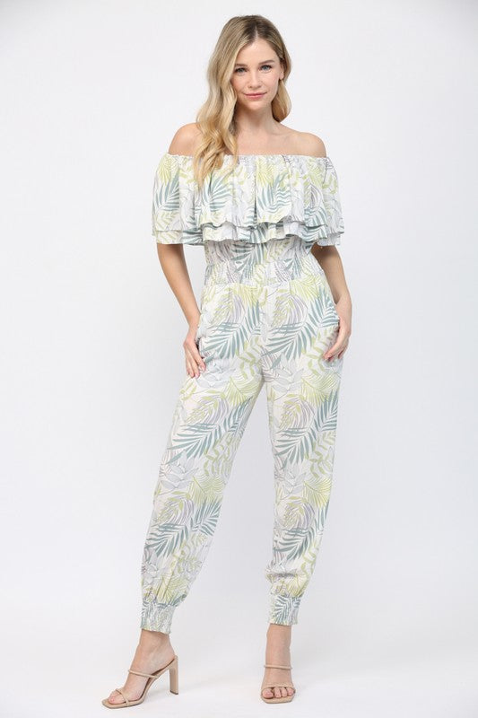 <p>Green Floral Tropical Jumpsuit</p>