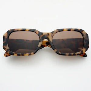 <p>Onyx Acetate Sunglasses</p>