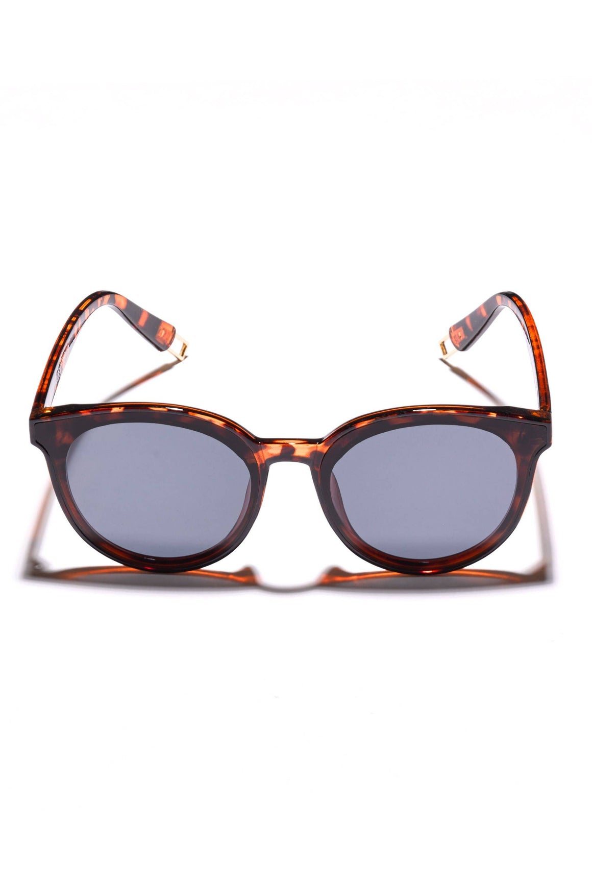 <p>Sun&#x27;s Out Round Sunglasses  (+Colors)</p>