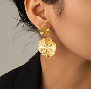 <p>Sundisk Statement Drop Earrings</p>