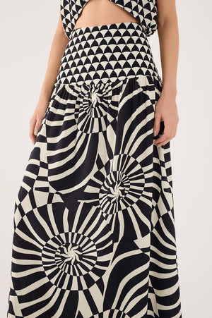 <p>Abstract Woven Maxi Skirt</p>