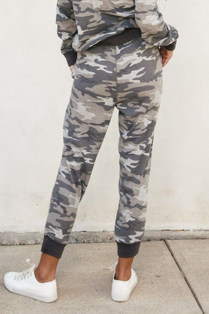 <p>Camo Lounge Set</p>