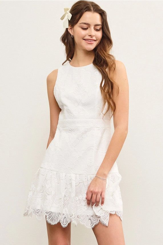 <p>Scallop Flare Sleeveless Dress</p>