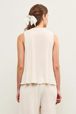 <p>V Neck Tied Front Top</p>