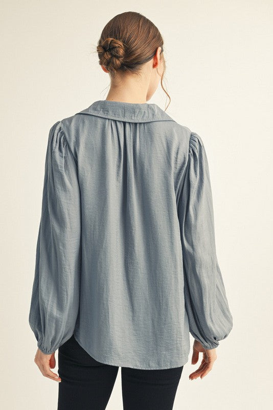 <p>Textured Fabric Solid Top</p>