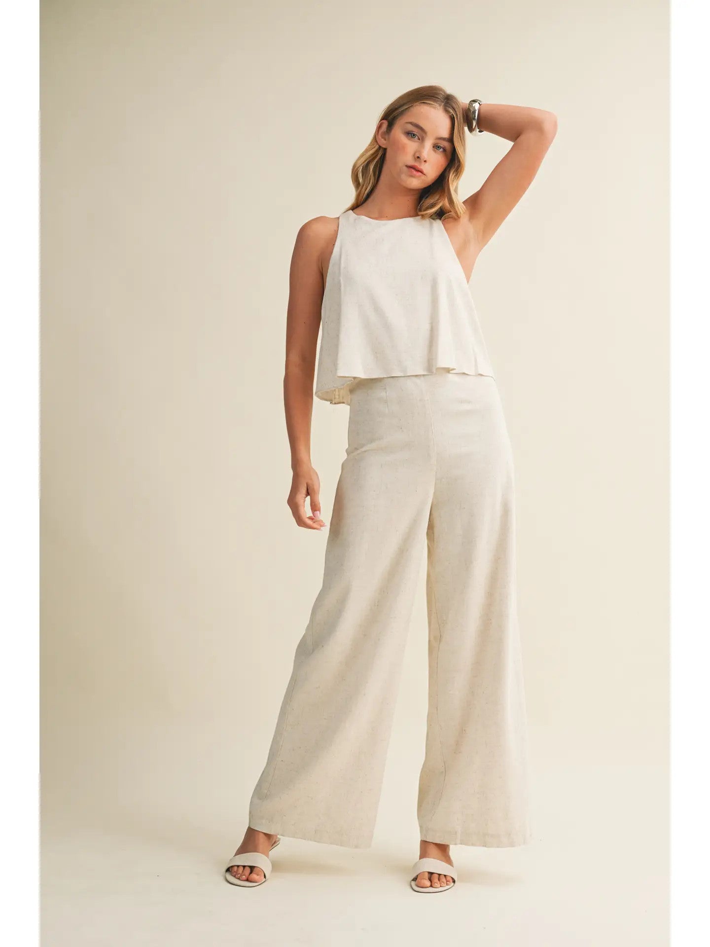 <p>Cove Linen Jumpsuit</p>