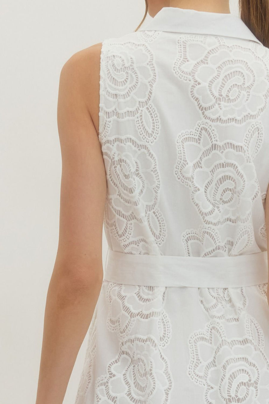 <p>Ariella Floal Lace Mini Dress</p>