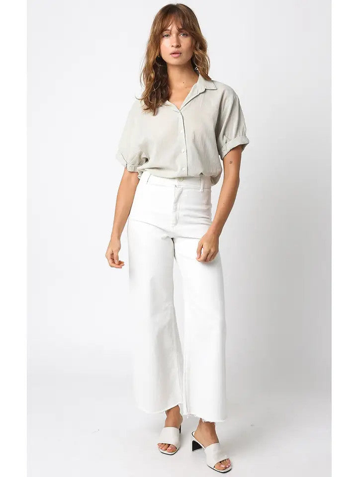 <p>Raven Oat Blouse</p>