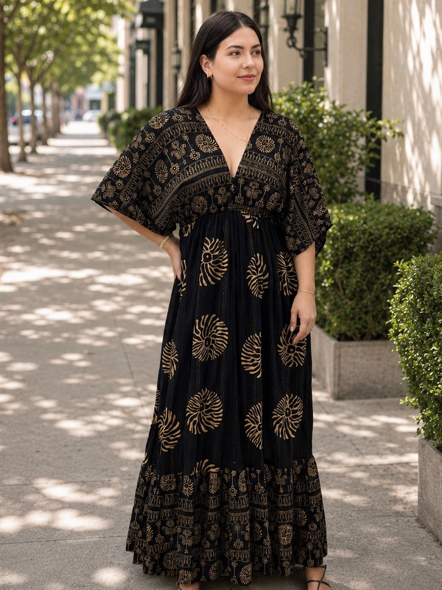 <p>Lurex Kimono Style Maxi&nbsp;</p>