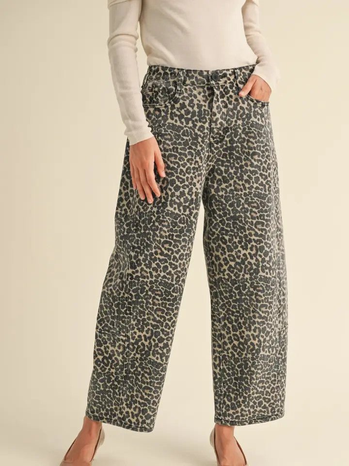 <p>Barrel Cheetah Jeans</p> - Indigo Republic Boutique
