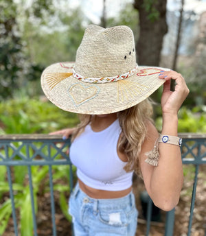 <p>Rainbow Hearts Palm Beach Hat</p> - Indigo Republic Boutique