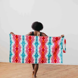 <p>Seaside Beach Towel 2 - in - 1 Tote (+Colors)</p> - Indigo Republic Boutique