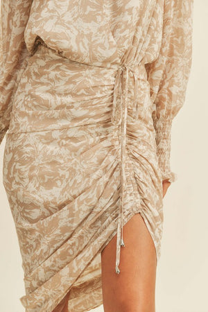 <p>Bella Front Drawstring Midi Dress</p>