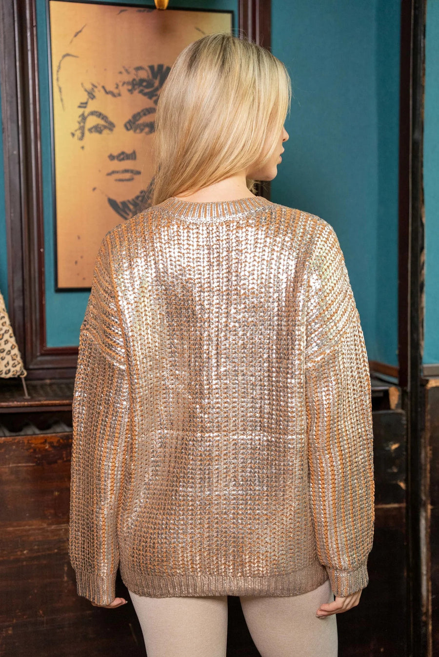 <p>Fly Shimmer Sweater O/S</p>
