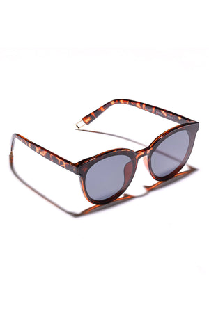 <p>Sun&#x27;s Out Round Sunglasses  (+Colors)</p>
